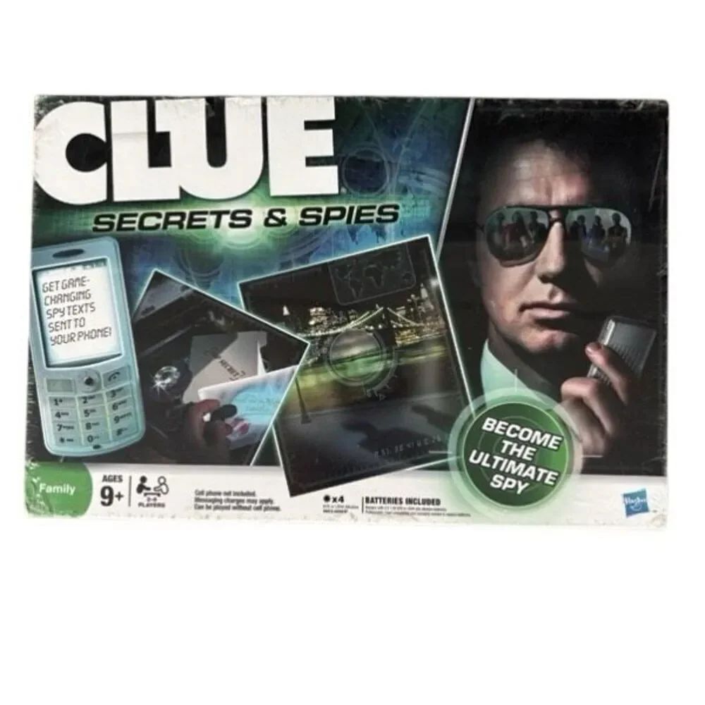 Clue Secrets & Spies Game *New*